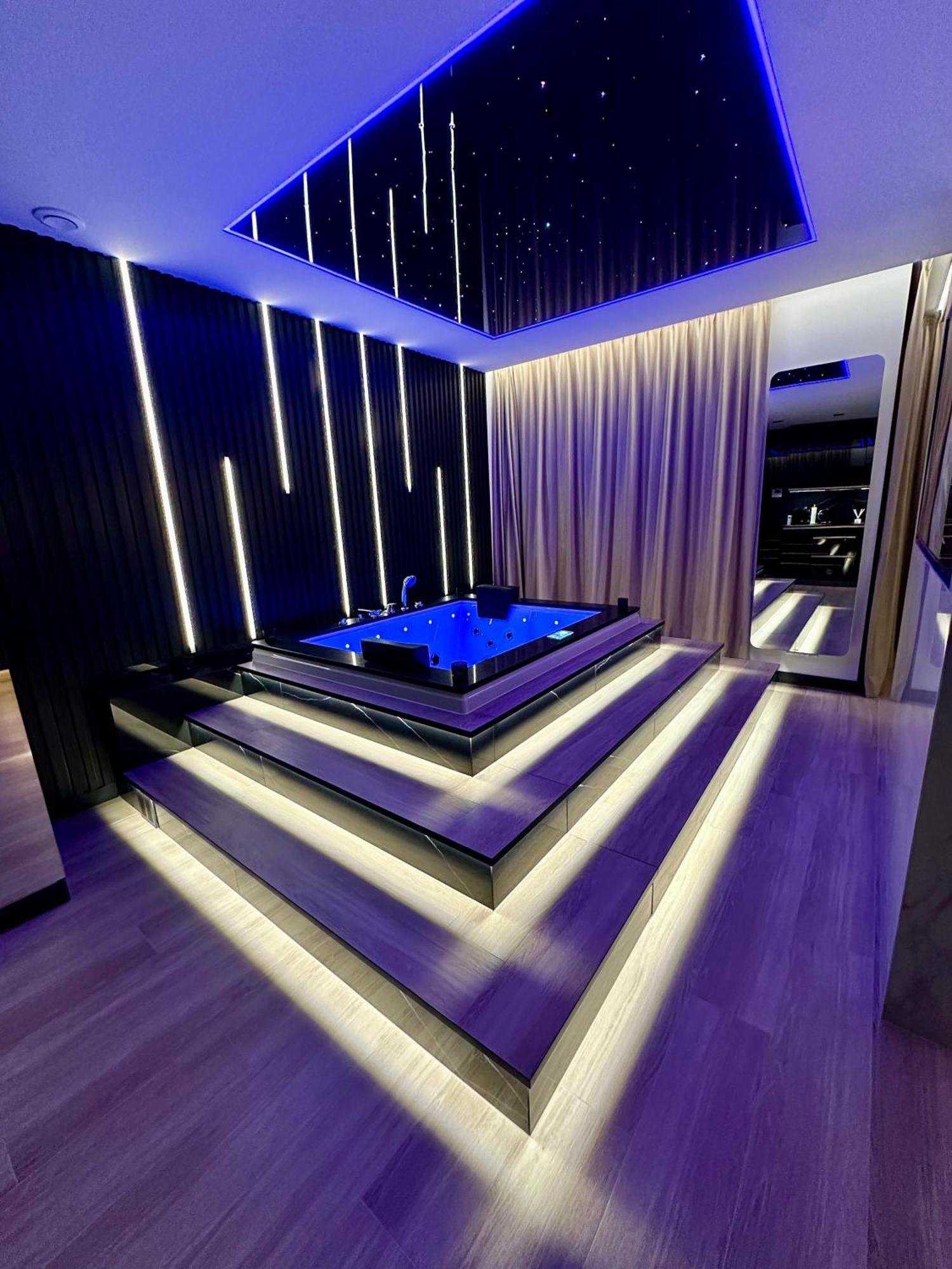 Masarska 6 Vip Apartamenty Jacuzzi Krakau Buitenkant foto